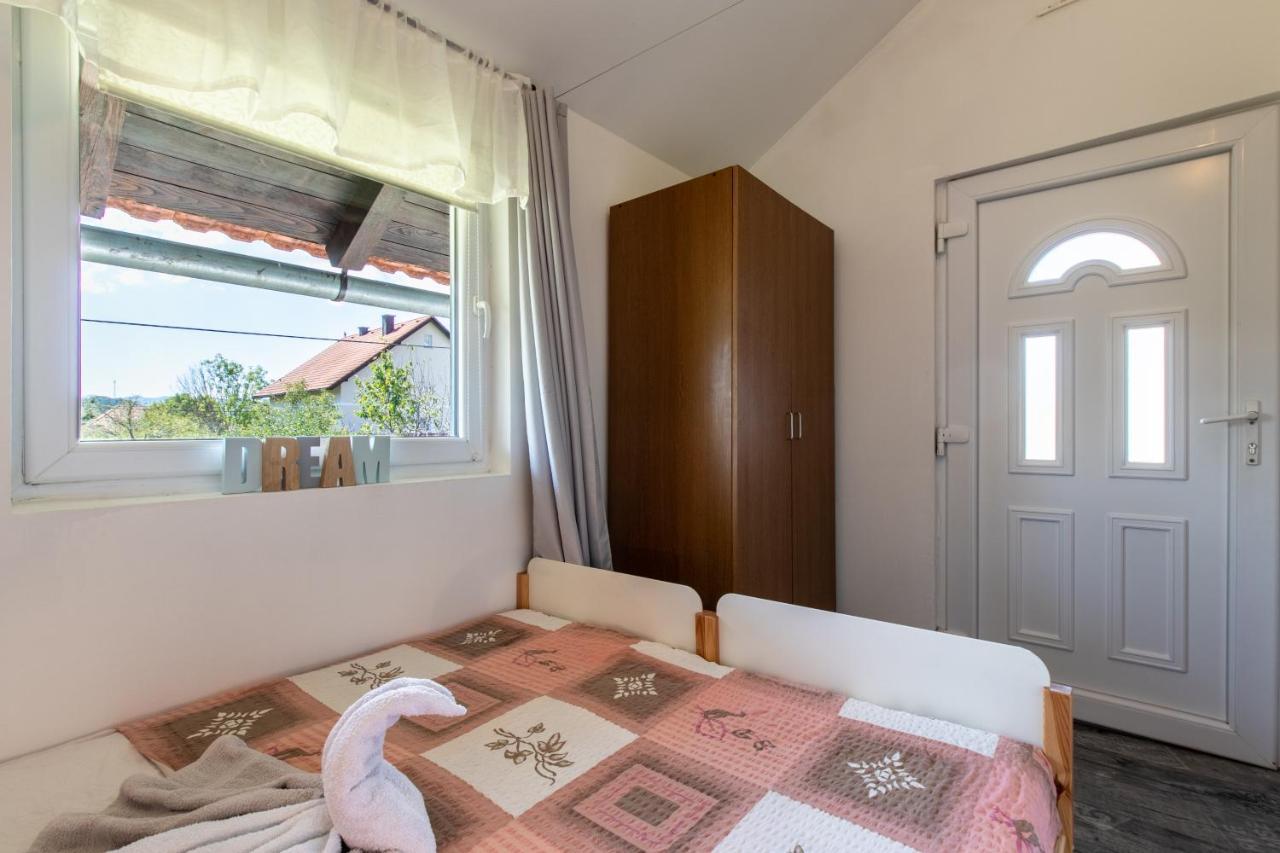 Lucija Apartamento Lovinac  Exterior foto